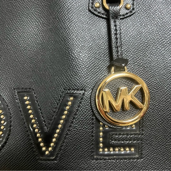 Michael Kors Limited Edition Voyager Love Tote Bag Black Stud Large Purse NWT - Picture 4 of 16